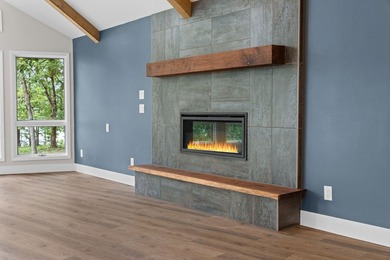 Extraordinary luxury lakefront retreat on one of Table Rock - photo 14