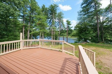 Welcome to the shore. This magical waterfront space is waiting - photo 19