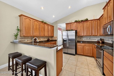 Welcome to Sunstone, a sought-after gated community in the heart - photo 3