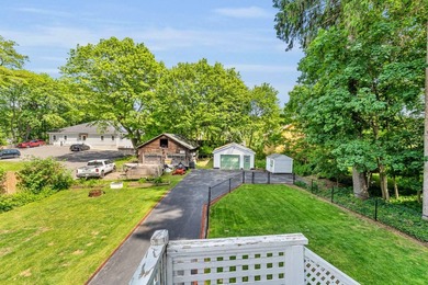 Village living at its best! Ideally located on a quiet - photo 27