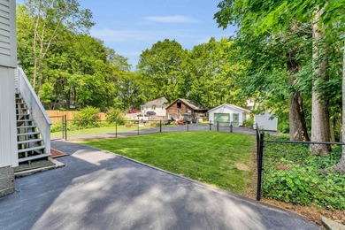 Village living at its best! Ideally located on a quiet - photo 28