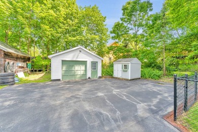 Village living at its best! Ideally located on a quiet - photo 29