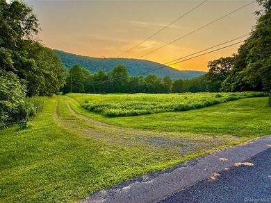 *MOTIVATED SELLER - MAKE AN OFFER Available for the first time - photo 3