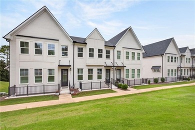 Welcome to The Townes at Moore's Mill Club, where luxury meets - photo 1