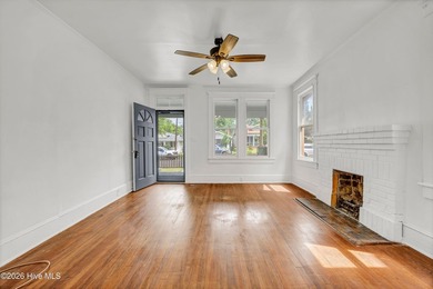 Charming 1925 Craftsman bungalow offering timeless character - photo 6