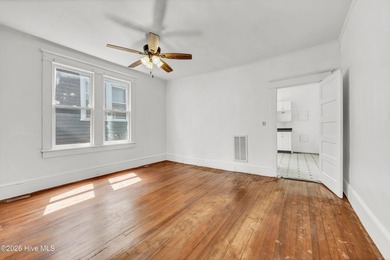Charming 1925 Craftsman bungalow offering timeless character - photo 7
