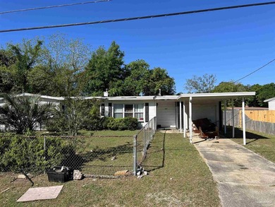 THIS AFFORDABLE 3-BEDROOM, 1-BATH HOME IS FULL OF POTENTIAL AND - photo 1
