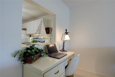 WATERFRONT PARADISE! SAIL AWAY FROM YOUR BACKYARD! Experience - photo 12