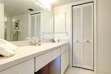 WATERFRONT PARADISE! SAIL AWAY FROM YOUR BACKYARD! Experience - photo 23