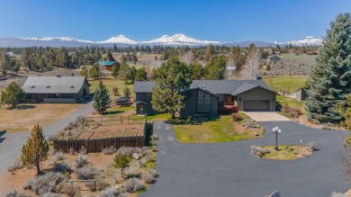 Lake Home For Sale in Sisters, Oregon