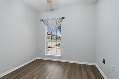 Welcome to this beautifully updated handicap-accessible - photo 16