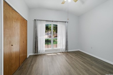 Welcome to this beautifully updated handicap-accessible - photo 17