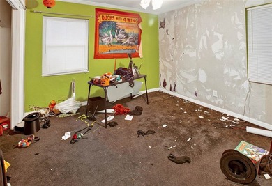 Under contract-accepting backup offers. Short Sale. BACK ON THE - photo 8