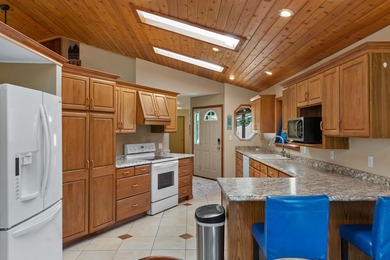Lake Arrowhead Golf Course/Lake Access Home! The perfect - photo 18