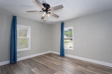 Whether you're searching for a full-time residence or the - photo 19