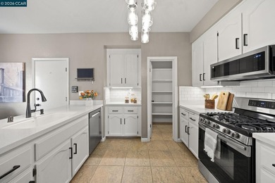 This Black Diamond duet is move-in ready and offers the perfect - photo 20