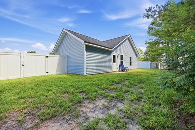 Welcome to this charming 3-bedroom, 2-bath home in the desirable - photo 23