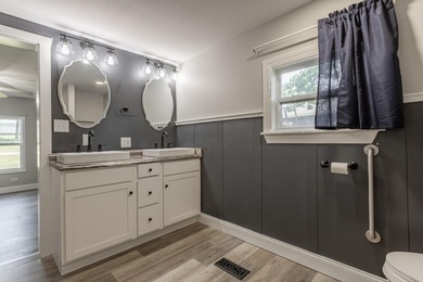 Whether you're searching for a full-time residence or the - photo 23