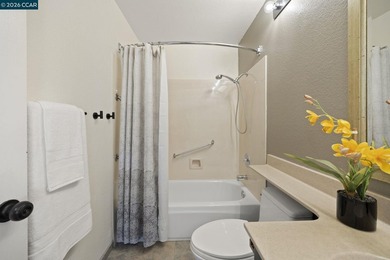 This Black Diamond duet is move-in ready and offers the perfect - photo 40