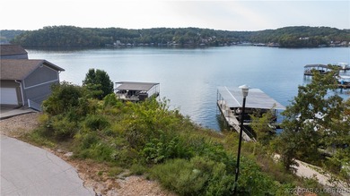 Lake of the Ozarks Lot For Sale in Camdenton Missouri