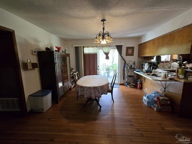 Great 3-bedroom 2-bath home located in the Marfair area in - photo 5