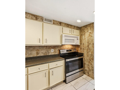 Investor's Dream! This unit can be Leased 12 times a year with a - photo 13