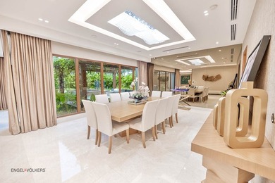 Discover an unparalleled level of comfort and elegance in this - photo 4