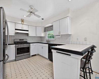 Golf-front living in a fabulous Lake Monticello location! Set on - photo 15