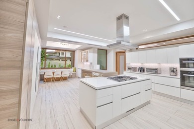 Discover an unparalleled level of comfort and elegance in this - photo 10