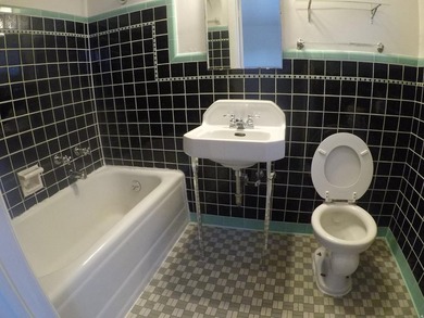 Commander Apartments - Fully Leased - Do not Disturb Tenants - - photo 35
