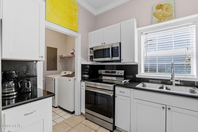 Fully furnished 5BR/3BA townhome in Sandestin, located on the - photo 11