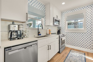 Oceanfront Gulf-front 4BR/4BA + flex room home with proven - photo 12