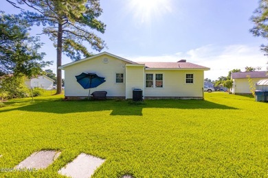 Now is your chance to own this charming 3-bedroom, 1.5-bathroom - photo 14