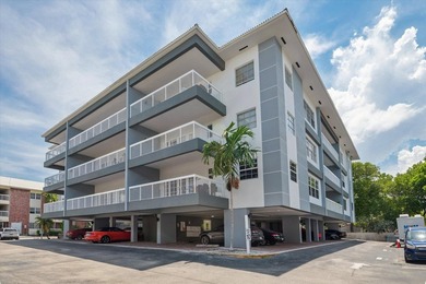 Priced to sell quickly. This East facing condo has a large - photo 16