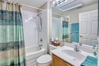 Welcome to award-winning Colonial Country Club! This 3 Bedroom - photo 21