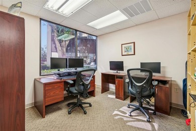 Under contract-accepting backup offers. We are proud to present - photo 6
