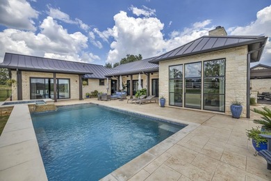 Pour the libation of choice and enjoy Hill Country sunsets - photo 27