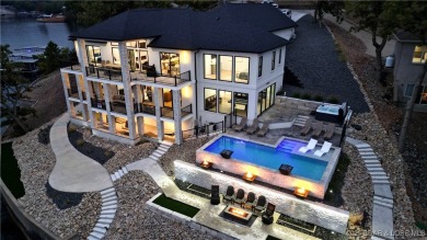Lake Home For Sale in Lake Ozark, Missouri
