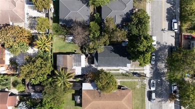 Remarkable property fully remodeled top to bottom in the heart - photo 5