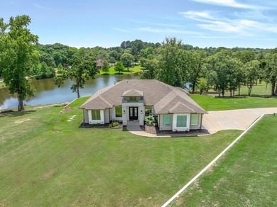 Tuscany Park Lake Home For Sale in Mineola Texas