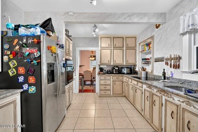 Timeless Craftsman charm meets the ultimate beachside lifestyle! - photo 17