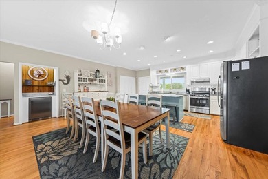 Beachfront home located at the Point, is truly the most - photo 24