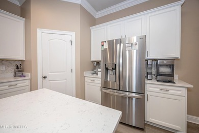 WELCOME TO YOUR DREAM HOME IN OCEAN SPRINGS, MISSISSIPPI! This - photo 24