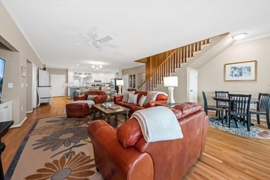 Beachfront home located at the Point, is truly the most - photo 31