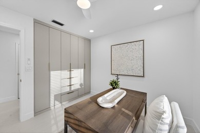 Exquisitely reimagined, this stunning 3-bedroom, 2-bath - photo 31