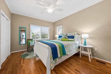 Beachfront home located at the Point, is truly the most - photo 32