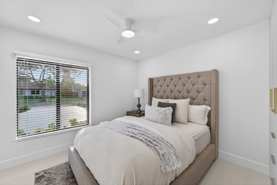 Exquisitely reimagined, this stunning 3-bedroom, 2-bath - photo 32