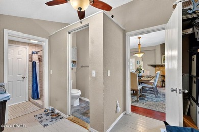 Timeless Craftsman charm meets the ultimate beachside lifestyle! - photo 34
