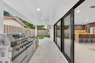 Exquisitely reimagined, this stunning 3-bedroom, 2-bath - photo 36