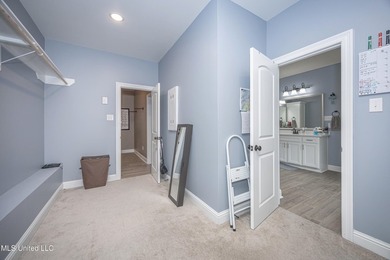 WELCOME TO YOUR DREAM HOME IN OCEAN SPRINGS, MISSISSIPPI! This - photo 39